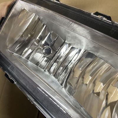 Lampada di nebbia sinistra per ROEWE RX5 OE 10258351 per soddisfare i requisiti del cliente