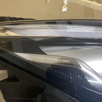MG ZS 2019 Bianco faro sinistro e destro OE 10550754 per il montaggio auto MG SAIC Plastic