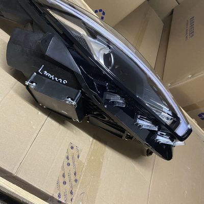 MG ZS 2019 Bianco faro sinistro e destro OE 10550754 per il montaggio auto MG SAIC Plastic