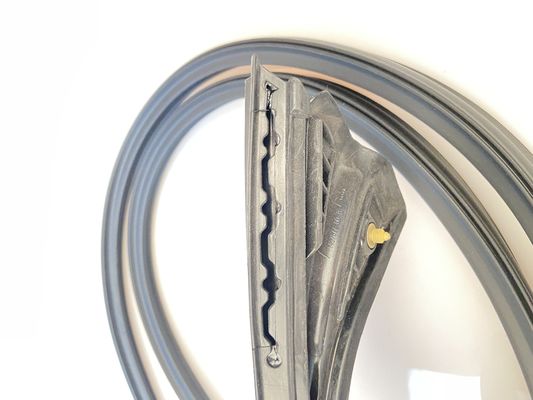 Rubber a strisce per vetro di auto su misura per il modello Y OE NO. 1497677-04