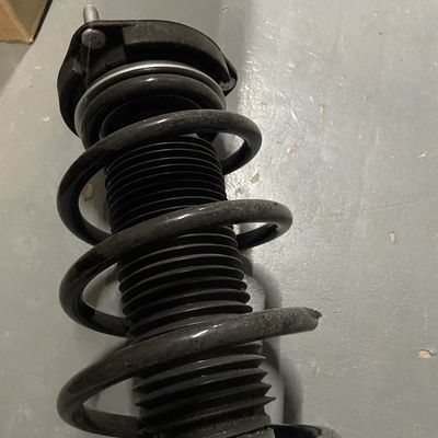 SAIC MG ZS Assorbitore di urti anteriore destro sospensione automatica OE 10242085 Acciaio gommato