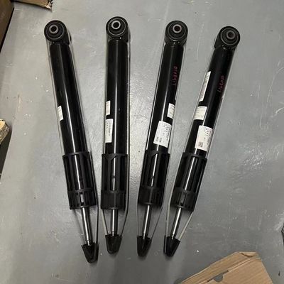 SAIC MG6 10454399 Assorbitore di urti per Roewe I5 I6 Spedito da DHL TNT EMS