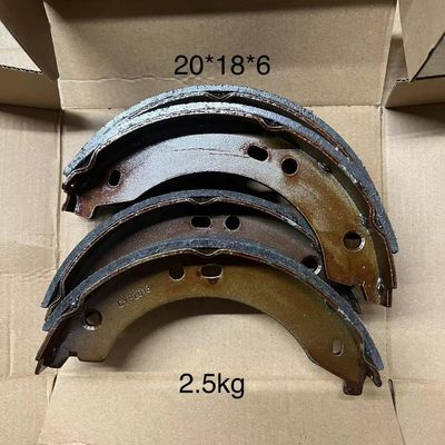 SAIC MOTOR MAXUS V90 Pad di freno a mano C00233816 per una migliore efficienza di frenata