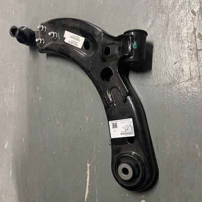 OE 10228100 10228200 Braccio di comando anteriore inferiore per MG ZS lato destro e sinistro