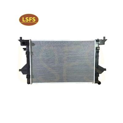 Serbatoio idrico del condensatore radiatore per gommone I5 I6 MG5 OE 10451321 Nazionale 6 vendita diretta